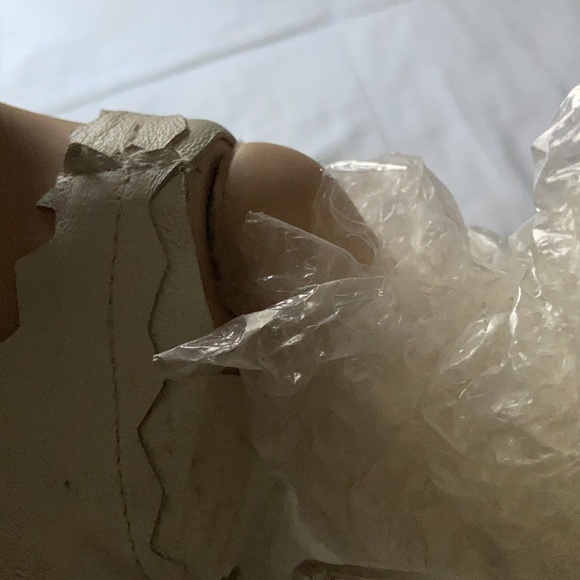 Flintstones porcelain collectible dolls - Picture 7 of 7